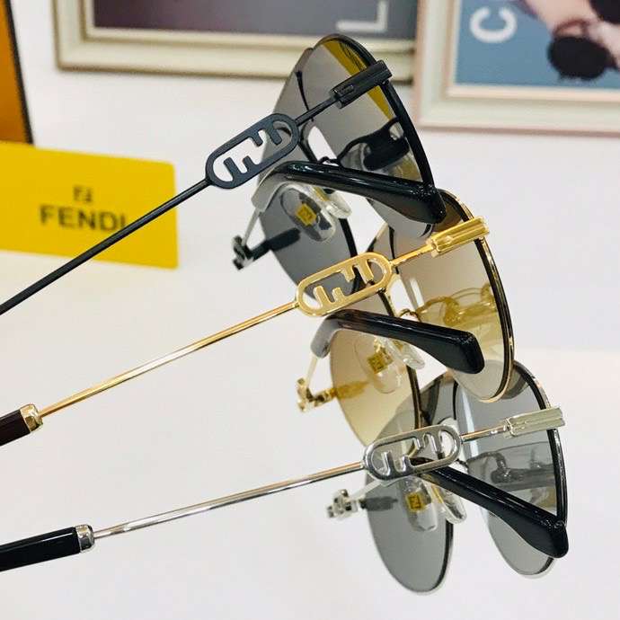 Picture of Fendi Sunglasses _SKUfw49456365fw